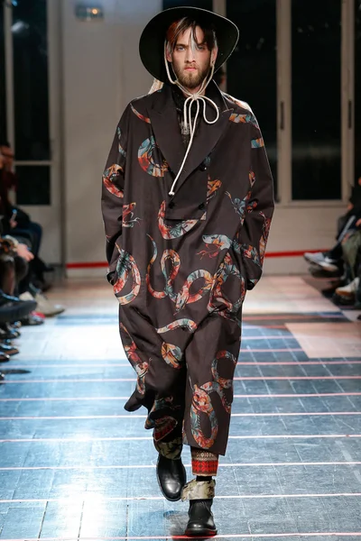 Look 31